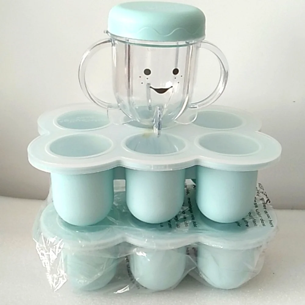 Nutribullet Baby Bullet Silicone Storage Cups & 1 plastic cup - Picture 1 of 7